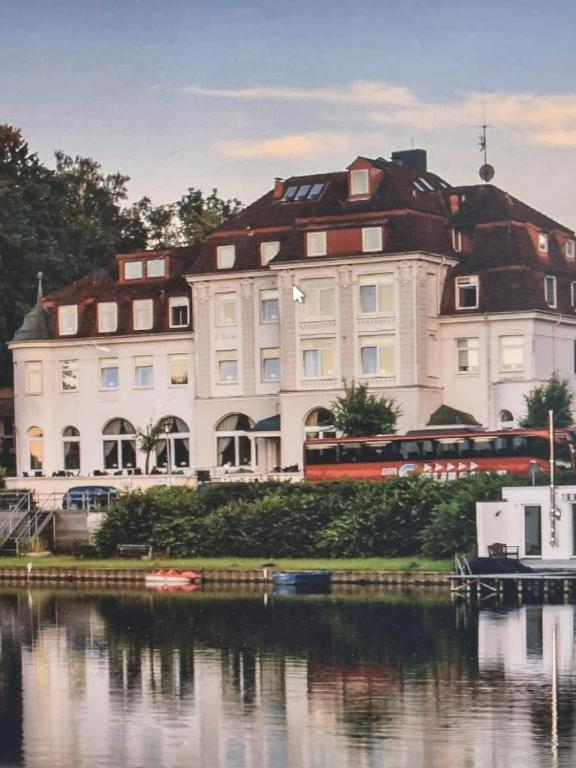 See Schlosshotel Am Kellersee オイティン エクステリア 写真