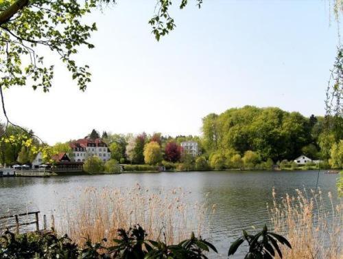 See Schlosshotel Am Kellersee オイティン エクステリア 写真